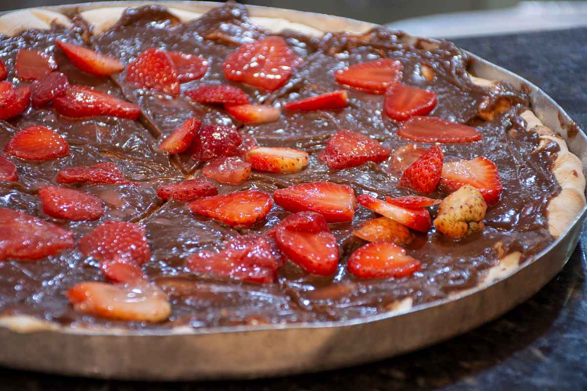 Pizza de Chocolate com Morango