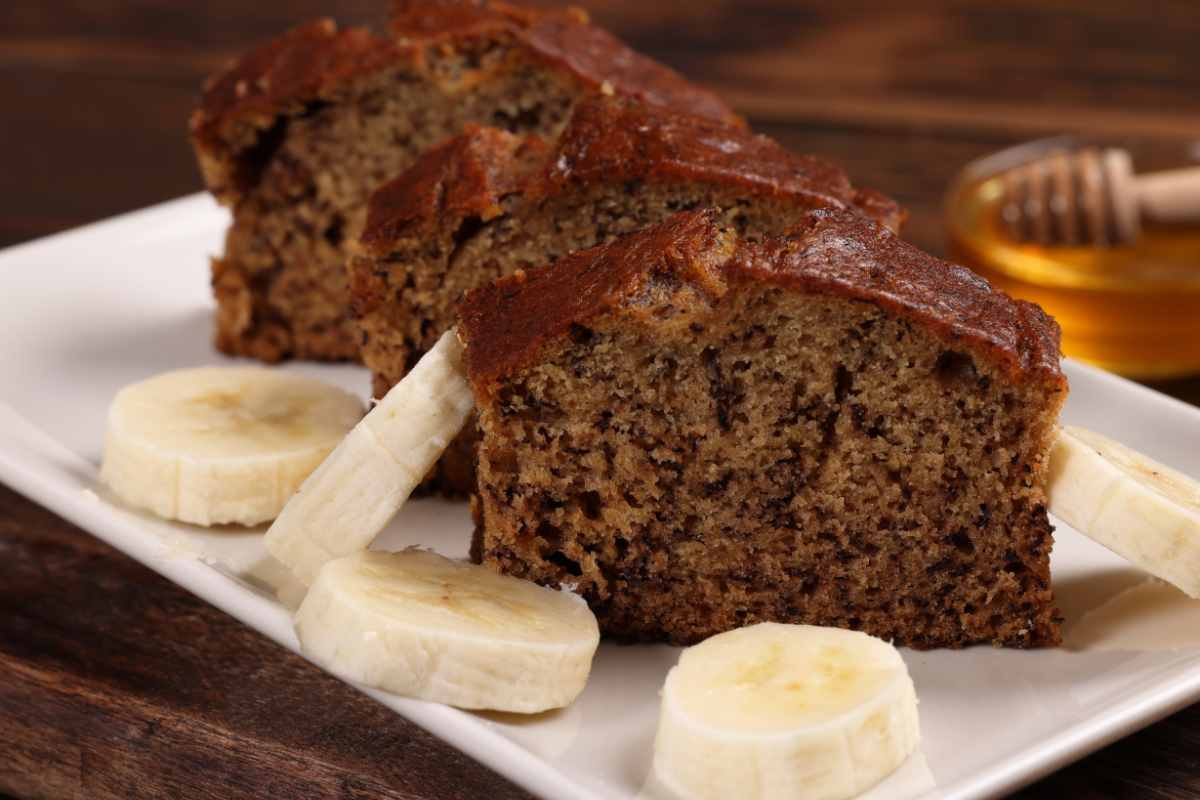 Bolo de Banana com Canela e Mel