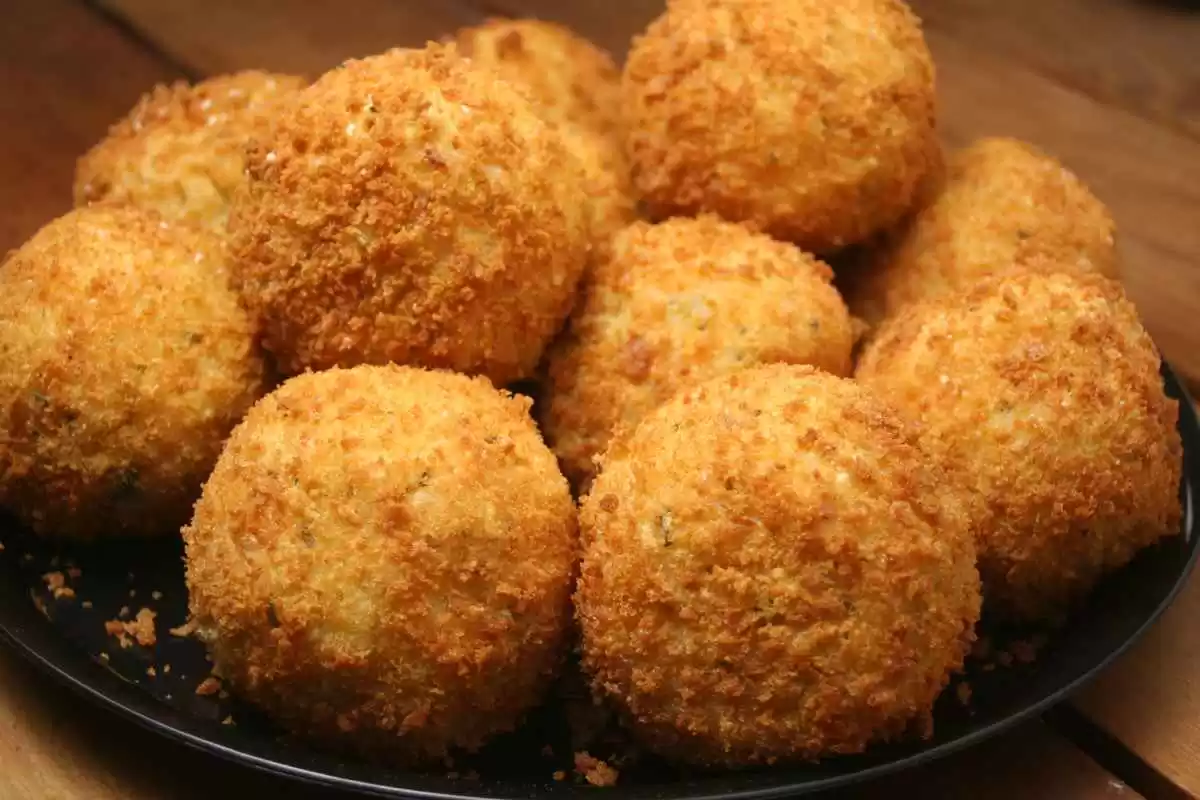 Bolinho de Arroz com Frango