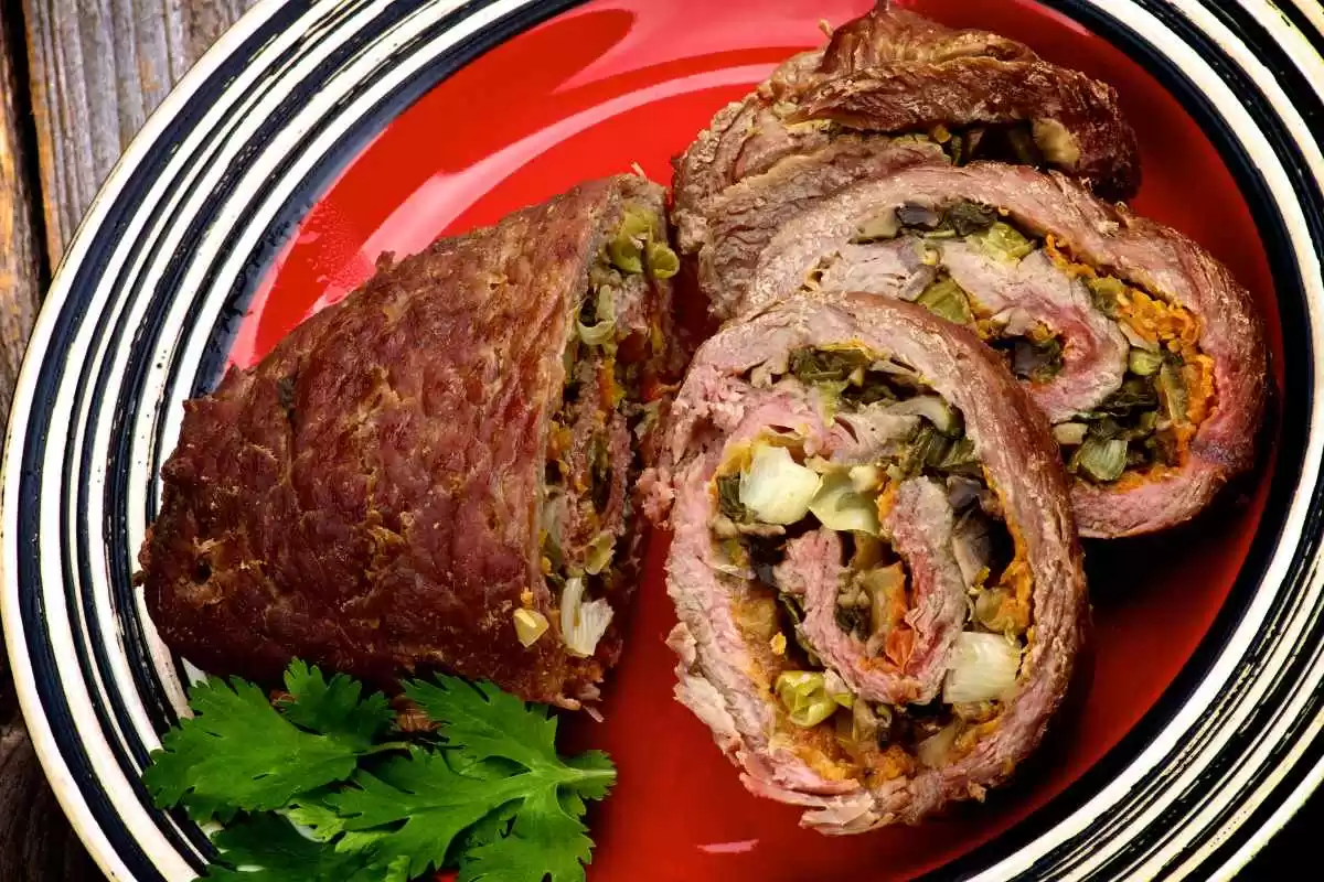 Bolo de Carne Recheado
