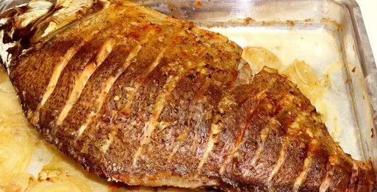Peixe Assado e Recheado