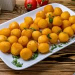 Bolinhas de Queijo