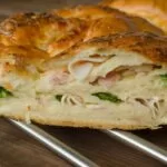 Bolo Salgado de Queijo com Presunto