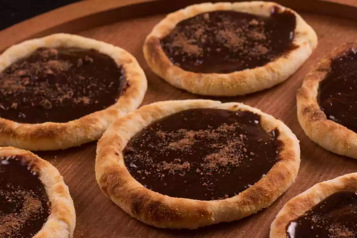 Esfirra de Brigadeiro