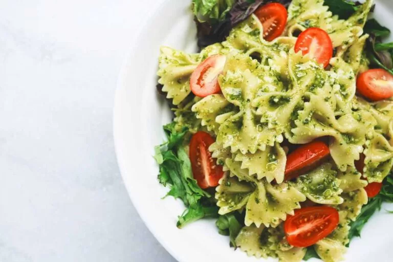 Salada de Macarrão Gravatinha